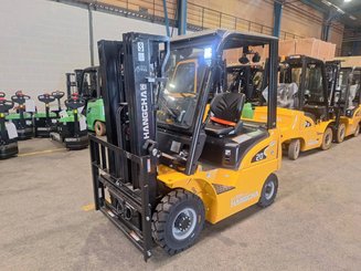 Four wheel front forklift Hangcha XE20Ci