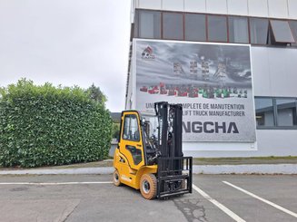 Four wheel front forklift Hangcha XE20Ci