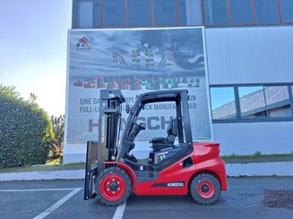 Four wheel front forklift Hangcha XF30D-2 - 2