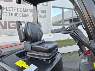 Four wheel front forklift Hangcha XF30D-2 - 12