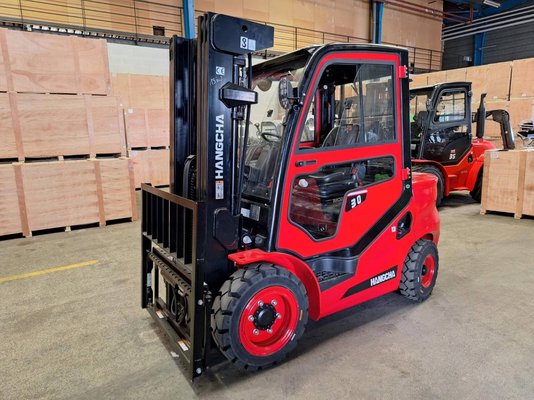 Four wheel front forklift Hangcha XF30D-2 - 1