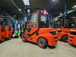 Four wheel front forklift Hangcha XF35D-2 - 3