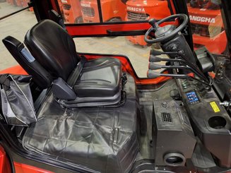 Four wheel front forklift Hangcha XF35D-2 - 12