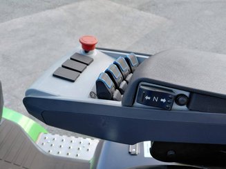 Four wheel front forklift Hangcha XC25i