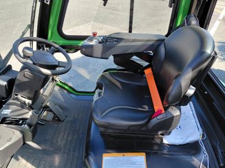 Four wheel front forklift Hangcha XC25i