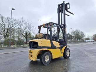 Four wheel front forklift Yale GLP40VX5 - 9