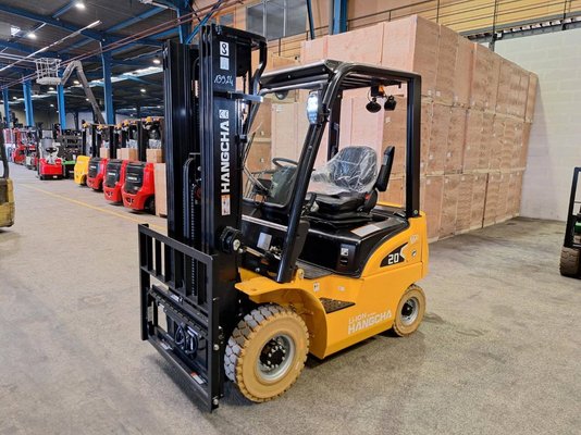 Four wheel front forklift Hangcha XE20Ci - 1