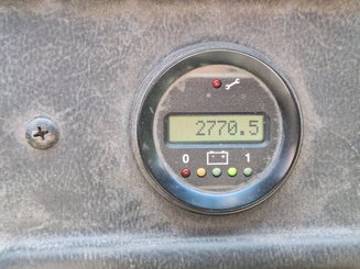 Tow tractor Charlatte TE225