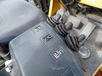 Four wheel front forklift Caterpillar GP18