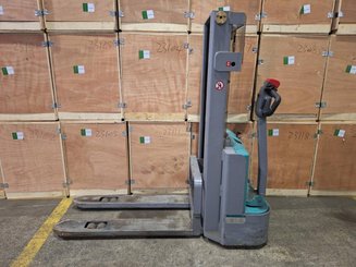 Pedestrian pallet stacker Ameise EPL210 - 5