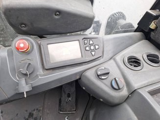 Four wheel front forklift Caterpillar EP30N