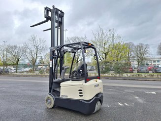 Three wheel front forklift Crown SCT 6000 - 11