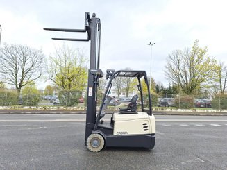 Three wheel front forklift Crown SCT 6000 - 10