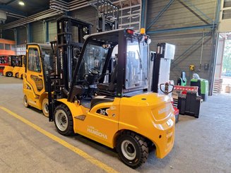 Four wheel front forklift Hangcha XE30i (CPD30-XEY2-SI) - 1