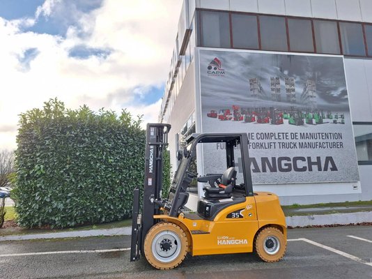 Four wheel front forklift Hangcha XE35i (CPD35-XEY2-SI) - 1