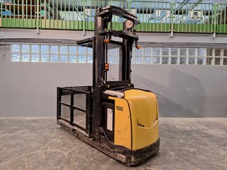 Man-up order picker Caterpillar NOH10N