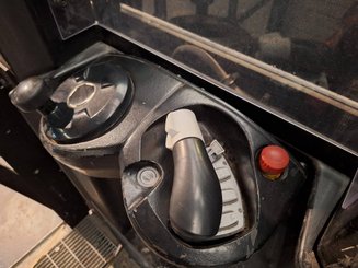 Man-up order picker Caterpillar NOH10N - 12