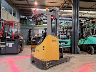 Reach truck Crown ESR5260-1.4 - 4
