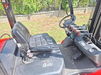 Four wheel front forklift Hangcha XF25G - 14