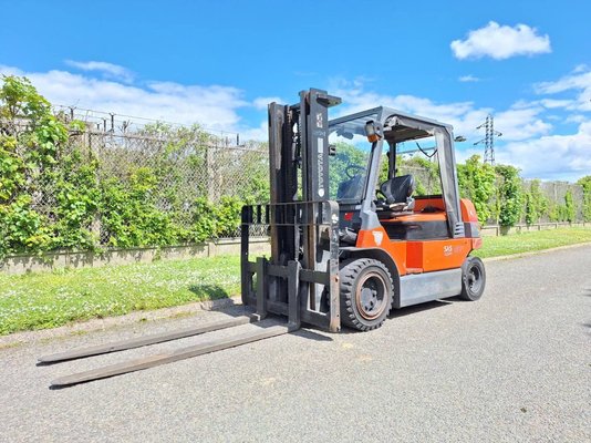 Four wheel front forklift Toyota 7FBMF50 - 1
