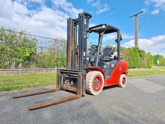 Four wheel front forklift Hangcha XF35G - 1