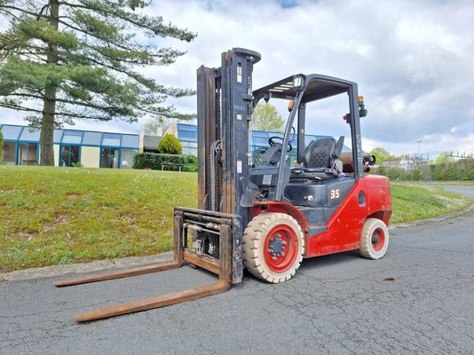 Four wheel front forklift Hangcha XF35G - 1