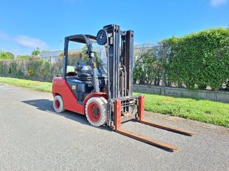 Four wheel front forklift Hangcha XF35G - 1