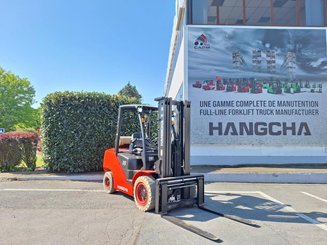 Four wheel front forklift Hangcha XF35G - 2