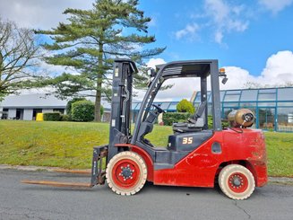 Four wheel front forklift Hangcha CPYD35