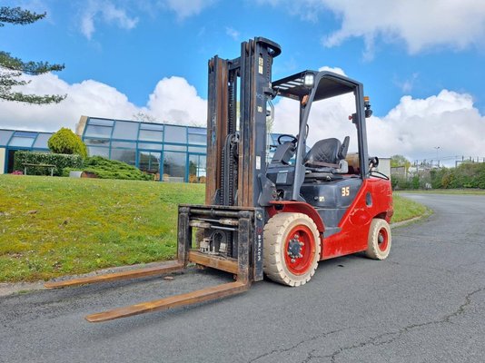 Four wheel front forklift Hangcha CPYD35 - 1