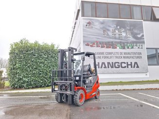 Four wheel front forklift Hangcha XF18G-2 - 1