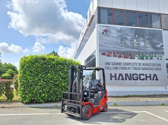Four wheel front forklift Hangcha XF18G-2