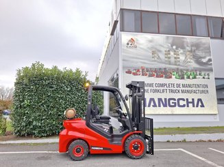 Four wheel front forklift Hangcha XF35G-2