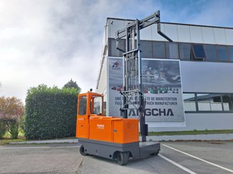 Multidirectional sideloader Hubtex MQ40