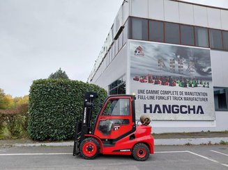 Four wheel front forklift Hangcha XF30G-2 (CPYD30-X2H21F1)  - 2