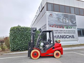 Four wheel front forklift Hangcha XF35G-2