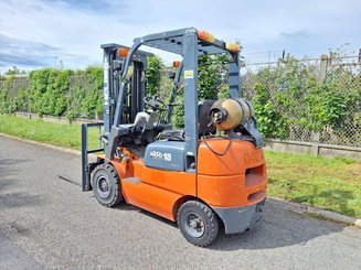 Four wheel front forklift Heli CPYD18 - 3