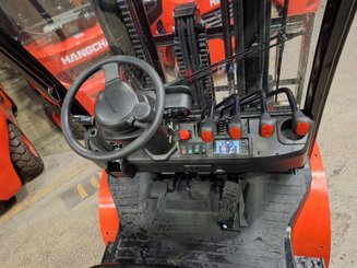 Four wheel front forklift Hangcha XF35G-2