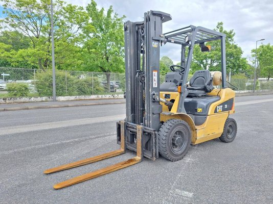 Four wheel front forklift Caterpillar GP20NT - 1