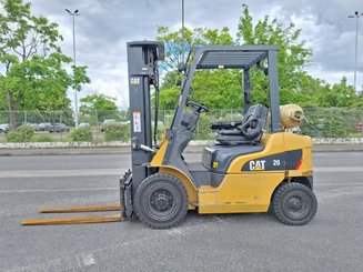 Four wheel front forklift Caterpillar GP20NT - 2