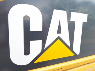 Four wheel front forklift Caterpillar GP20NT