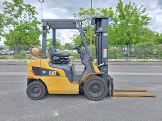 Four wheel front forklift Caterpillar GP20NT