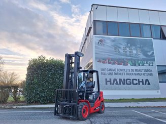 Four wheel front forklift Hangcha XF35D-2 - 1