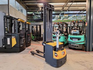 Pedestrian pallet stacker Caterpillar NSP16N2I - 8