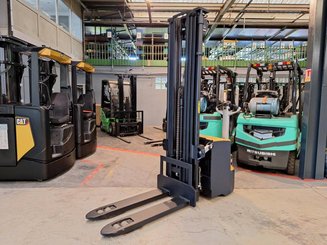 Pedestrian pallet stacker Caterpillar NSP16N2I - 2