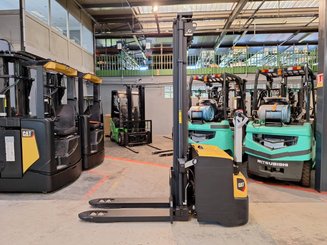 Pedestrian pallet stacker Caterpillar NSP16N2I - 5