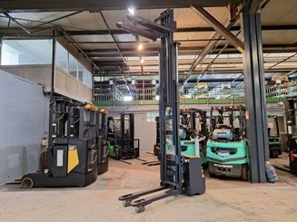 Pedestrian pallet stacker Caterpillar NSP16N2I - 18