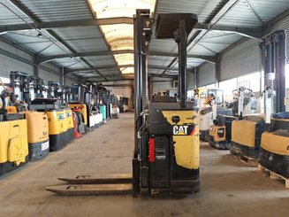 Stand-on pallet stacker Caterpillar NSR16N2