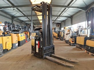 Stand-on pallet stacker Caterpillar NSR16N2