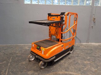 Vertical lift platform JLG 10MSP